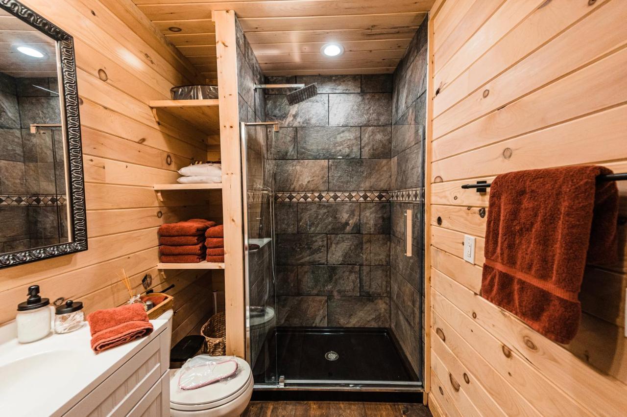 Moonlight Treehouse At Belgrade Hospitality Βίλα Εξωτερικό φωτογραφία