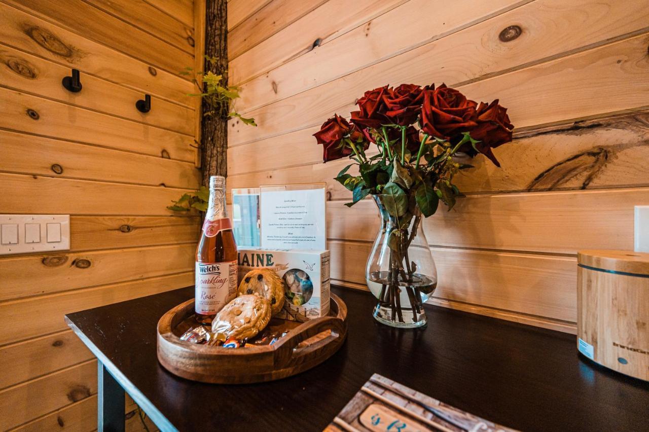 Moonlight Treehouse At Belgrade Hospitality Βίλα Εξωτερικό φωτογραφία