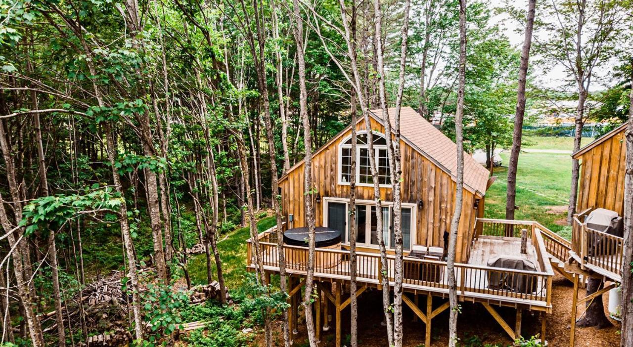 Moonlight Treehouse At Belgrade Hospitality Βίλα Εξωτερικό φωτογραφία